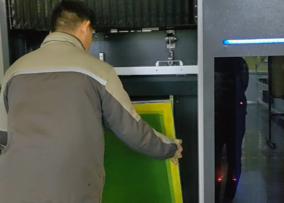 ซื้อ การพิมพ์ดิจิตอลขนาดใหญ่ความแม่นยําสูง ด้วย CTS2232V: 2200x3200mm ขนาดจอสูงสุด ความละเอียดสูงสุด 1270dpi online manufacture